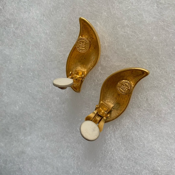GIVENCHY VINTAGE‎ DROP MOTIF DROP GP WOMEN'S EARRINGS - Picture 4 of 4